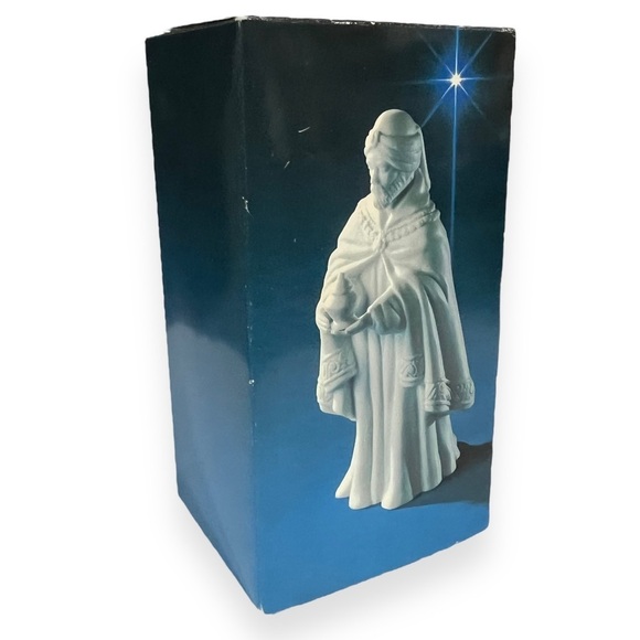Vintage Avon Nativity Collectibles Magi Balthasar Bisque Porcelain Figurine 1982 - Picture 4 of 11